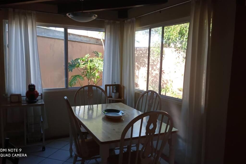 Estilo Californiano Villa เอนเซนาดา ภายนอก รูปภาพ