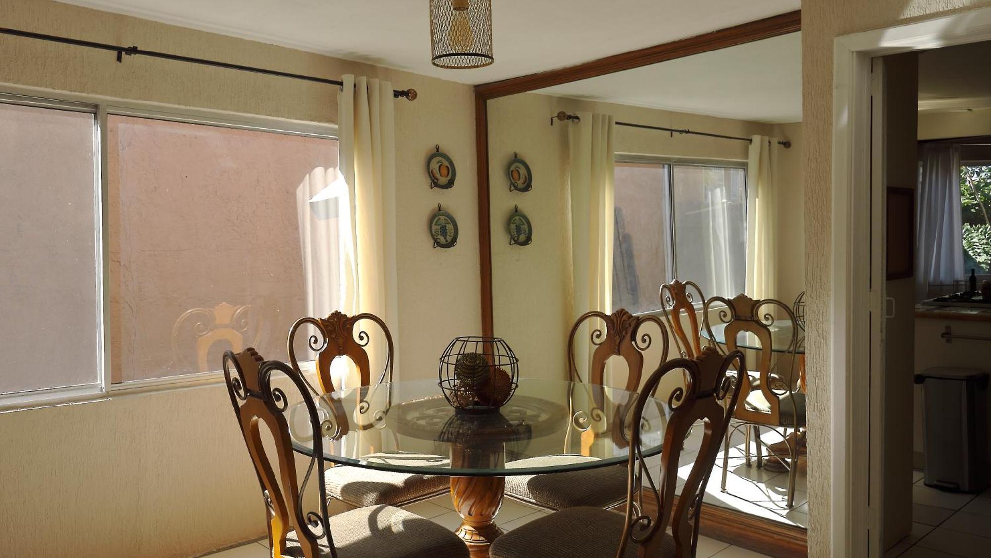 Estilo Californiano Villa เอนเซนาดา ภายนอก รูปภาพ